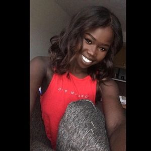 Meet your Posher, Annie